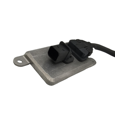 Mercedes Benz Truck Nitrogen Oxid NOx Sensor A0081539928 / 004 5WK96652B